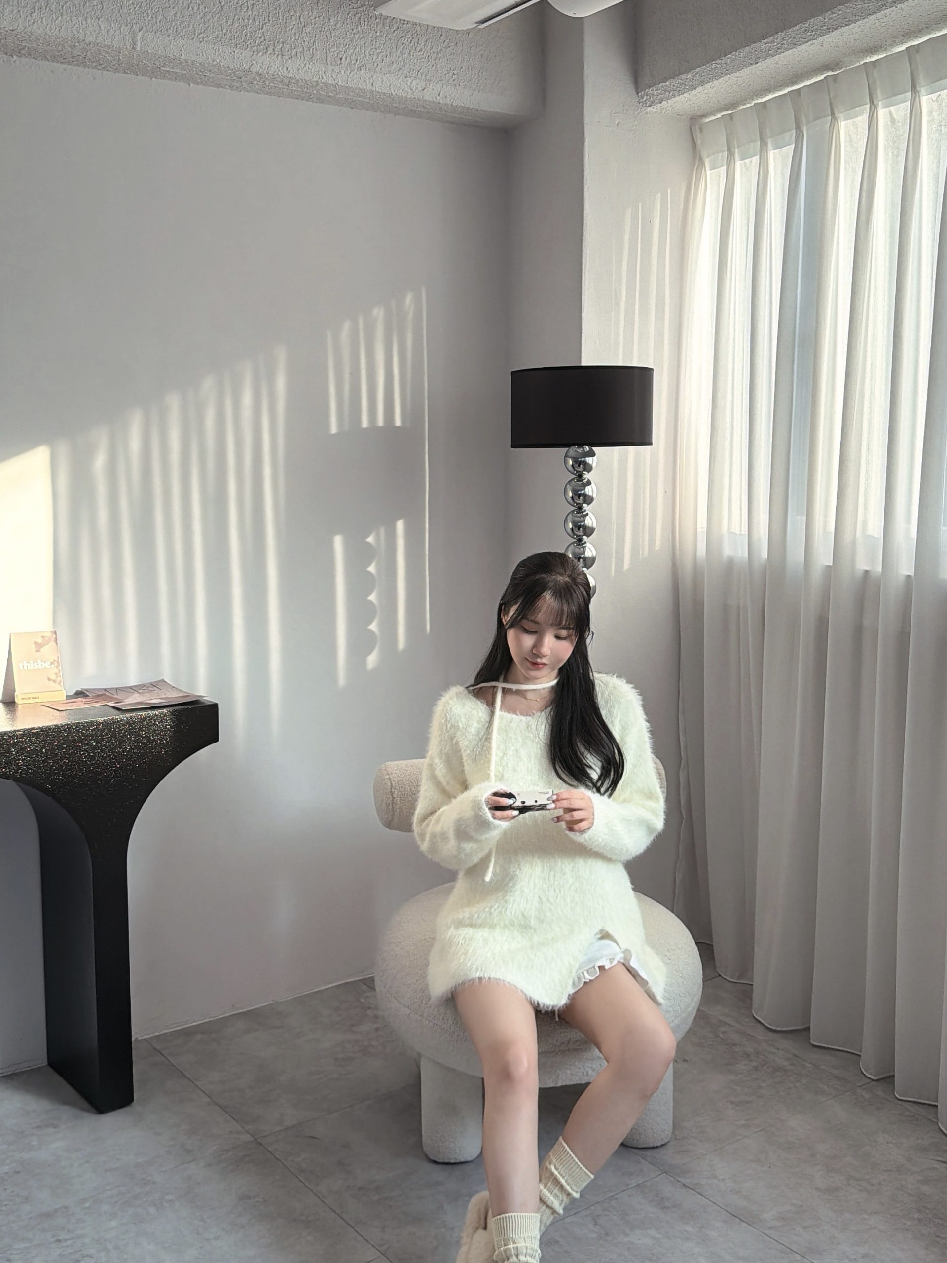 繞脖斜肩開叉性感針織洋(正韓)