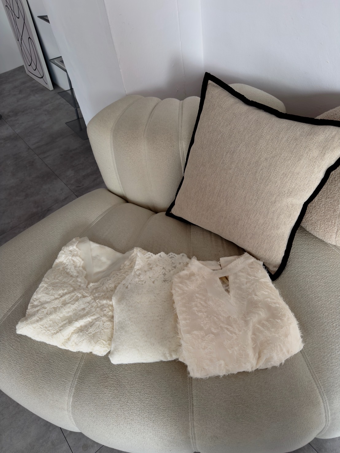 薄款少女蕾絲感上衣(三款)